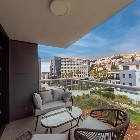 Apartment Four Stars
